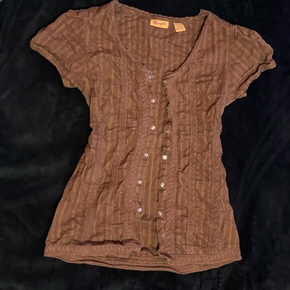 wranglers button up top - Picture 1 of 1